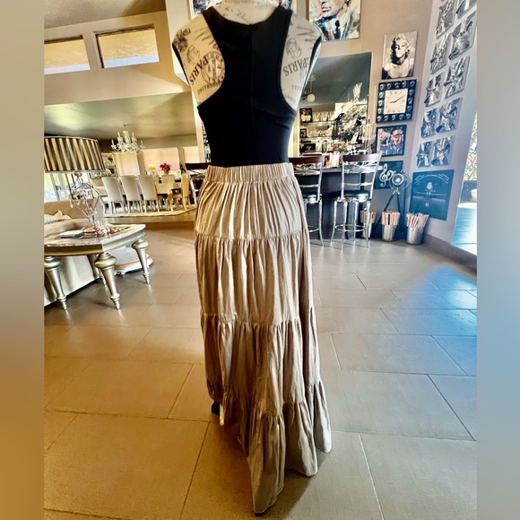 🆕 Elie Tahari beautiful skirt - Picture 6 of 14